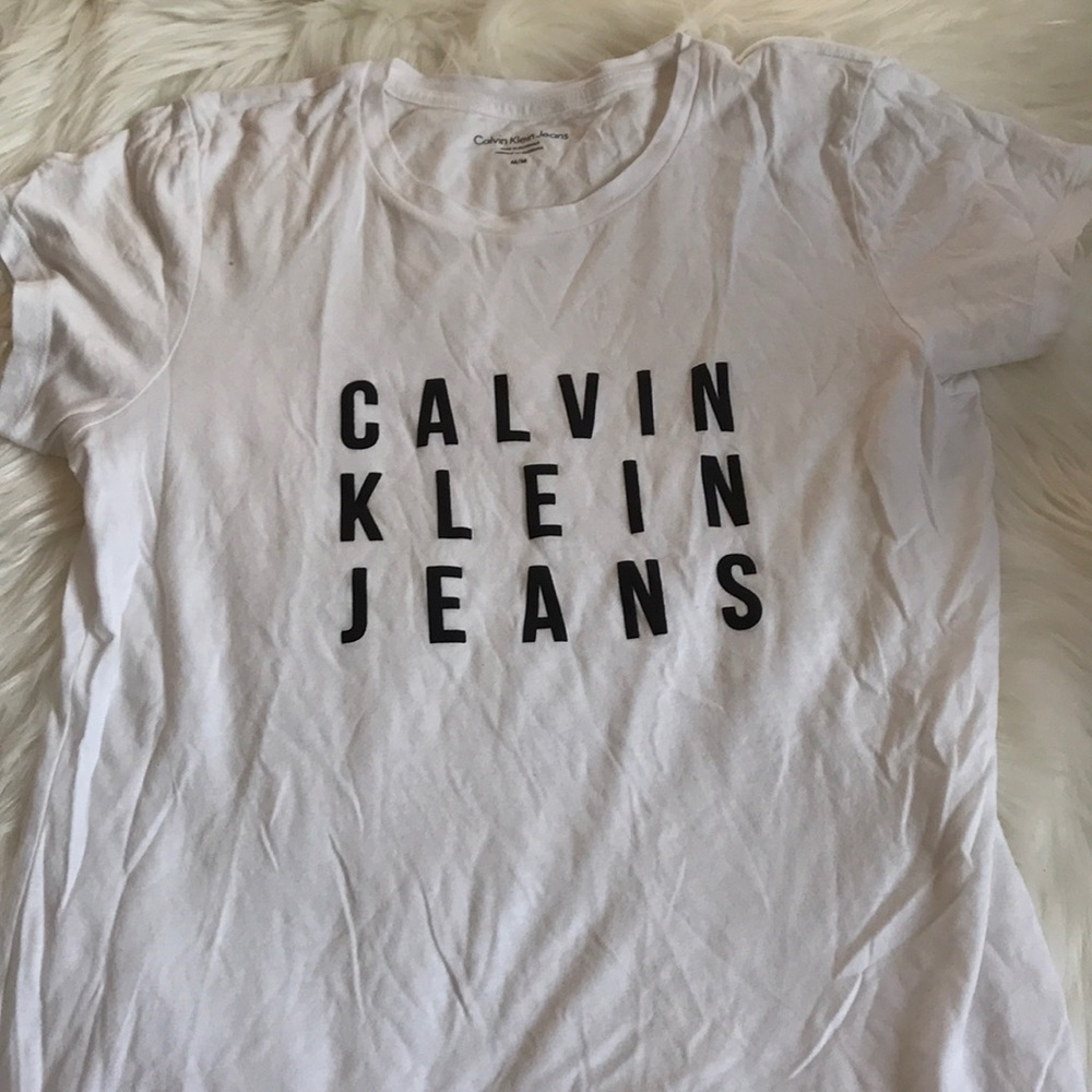 White T-shirt